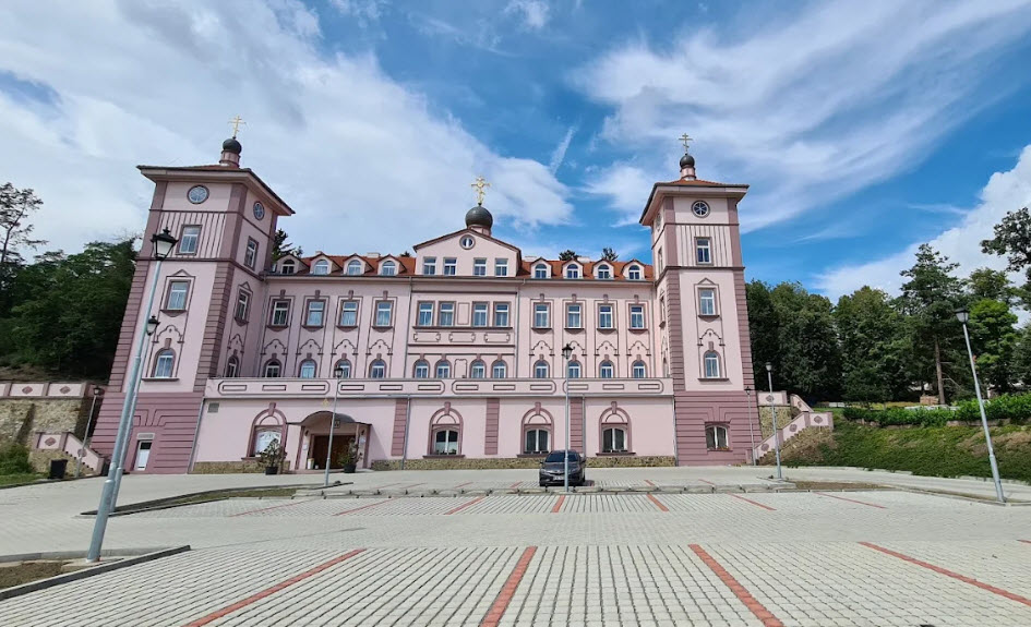 Zámek Loděnice, Czech Republic (Czechia)